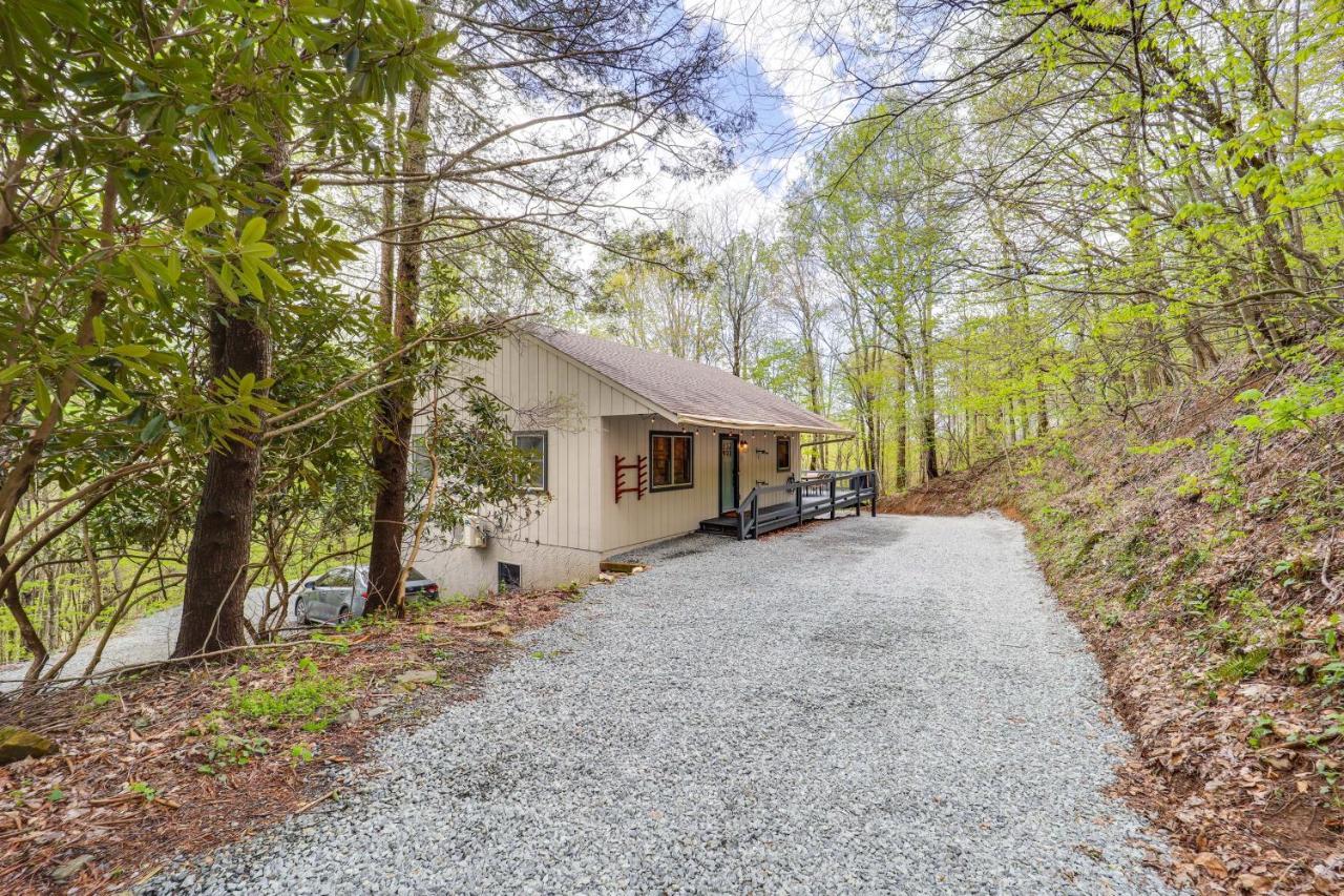 Pet-Friendly Boone Vacation Rental With Deck! Exterior photo